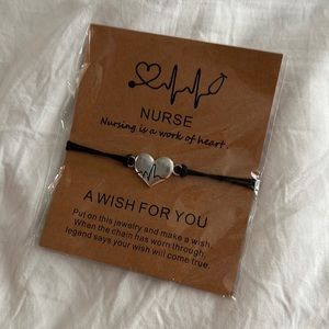 Nursing bracelet